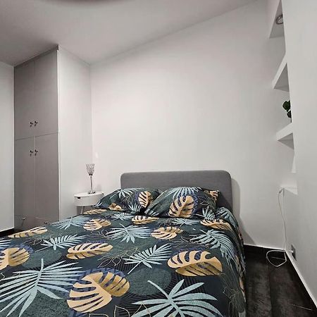 Appartement Proche Metro Paris Pantin Bagian luar foto