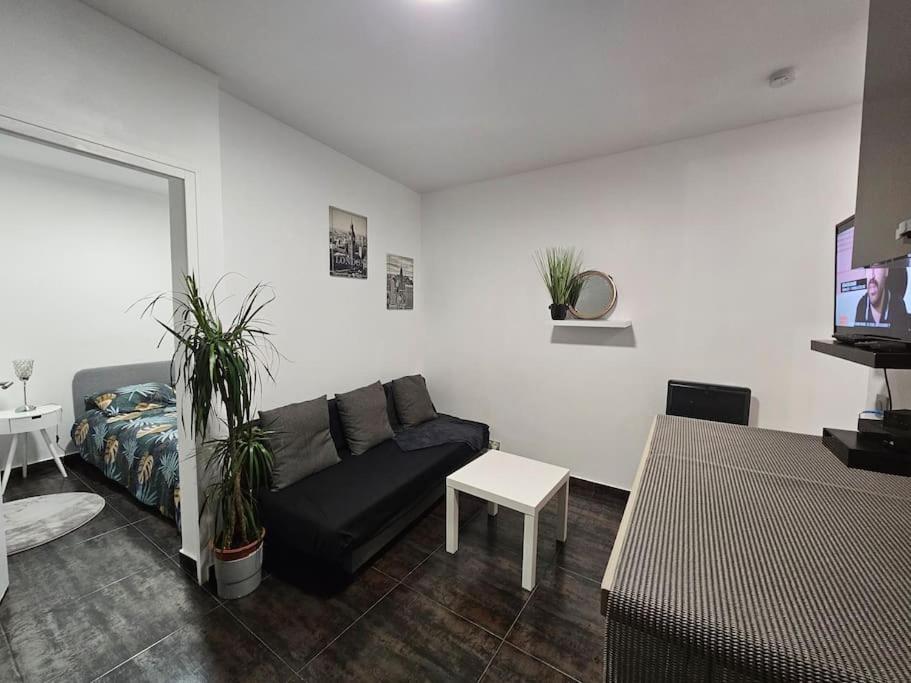 Appartement Proche Metro Paris Pantin Bagian luar foto