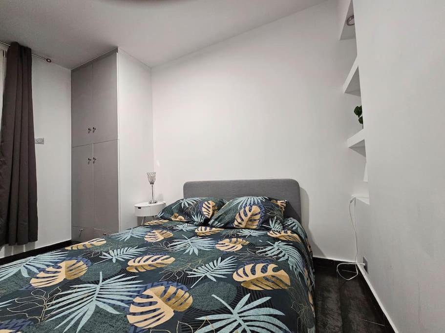 Appartement Proche Metro Paris Pantin Bagian luar foto